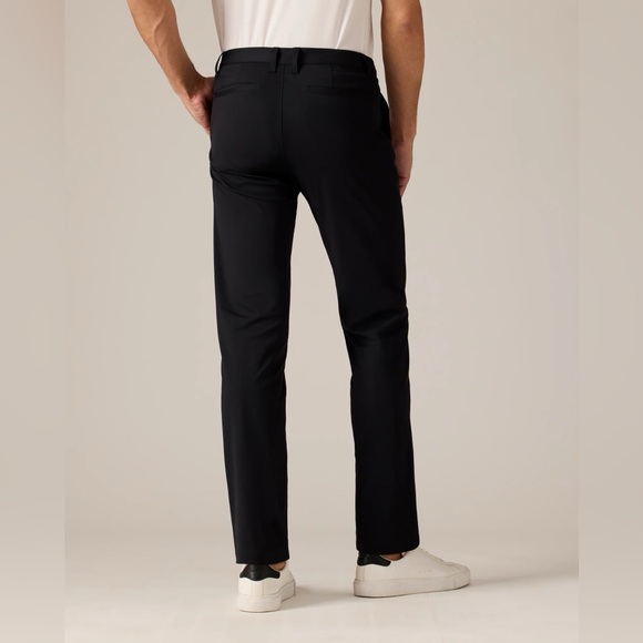 Rhone Commuter Pant Classic - Picture 3 of 6